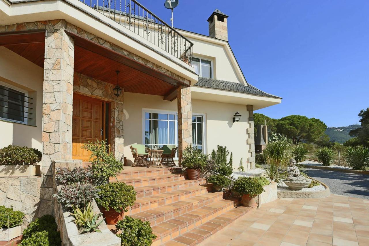 Homestay Villa Estrella - Costa Brava Calella Eksteriør bilde