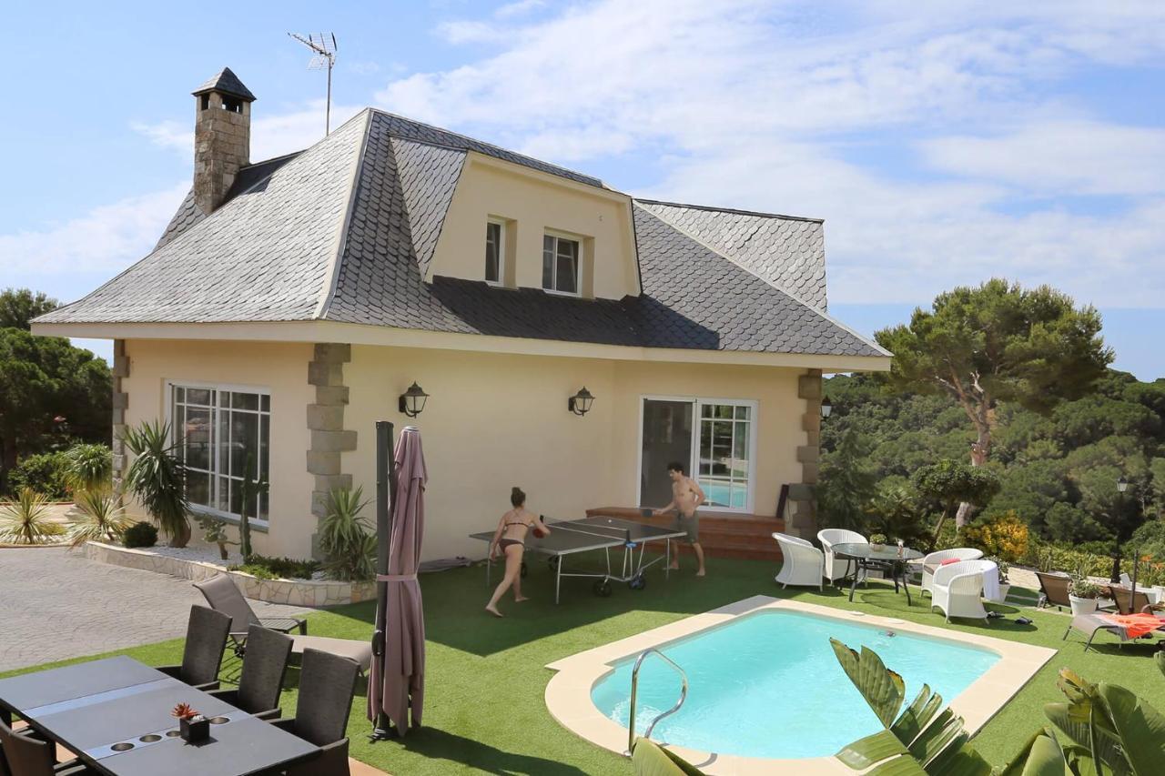 Homestay Villa Estrella - Costa Brava Calella Eksteriør bilde