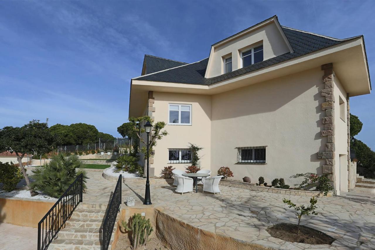 Homestay Villa Estrella - Costa Brava Calella Eksteriør bilde
