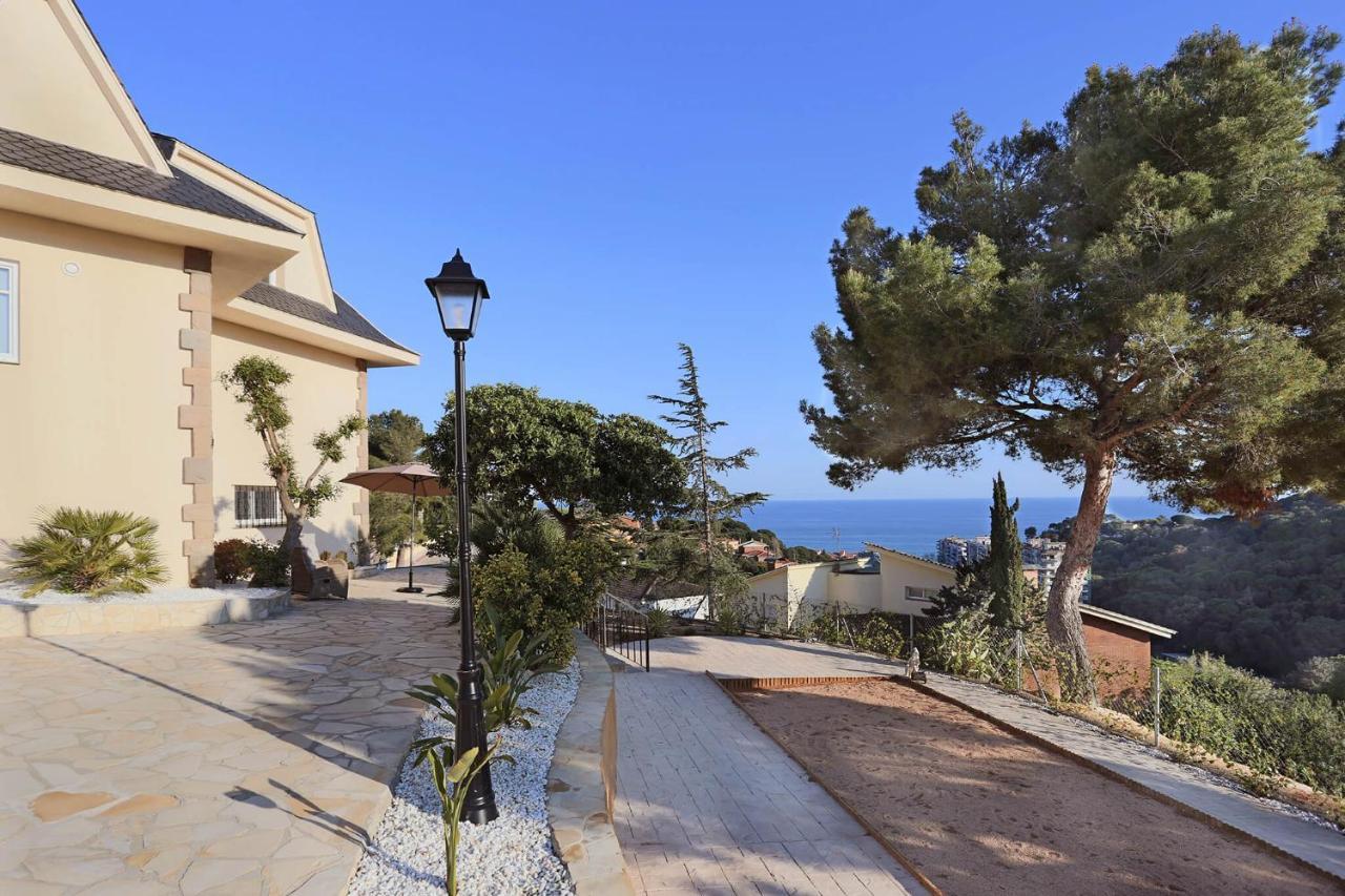 Homestay Villa Estrella - Costa Brava Calella Eksteriør bilde